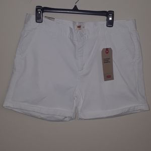 Levis classic chino shorts